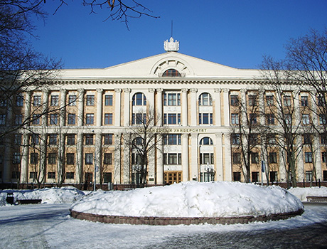 金融大学